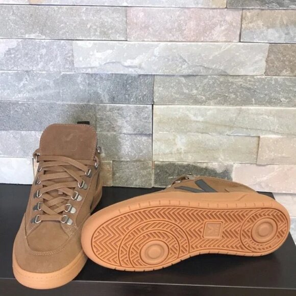 Veja Men's Roraima Sneaker - Picture 8 of 8